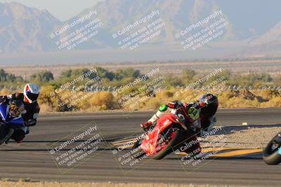 media/Nov-19-2023-CVMA (Sun) [[1f3d1b7ccb]]/Race 17 Amateur Supersport Middleweight/